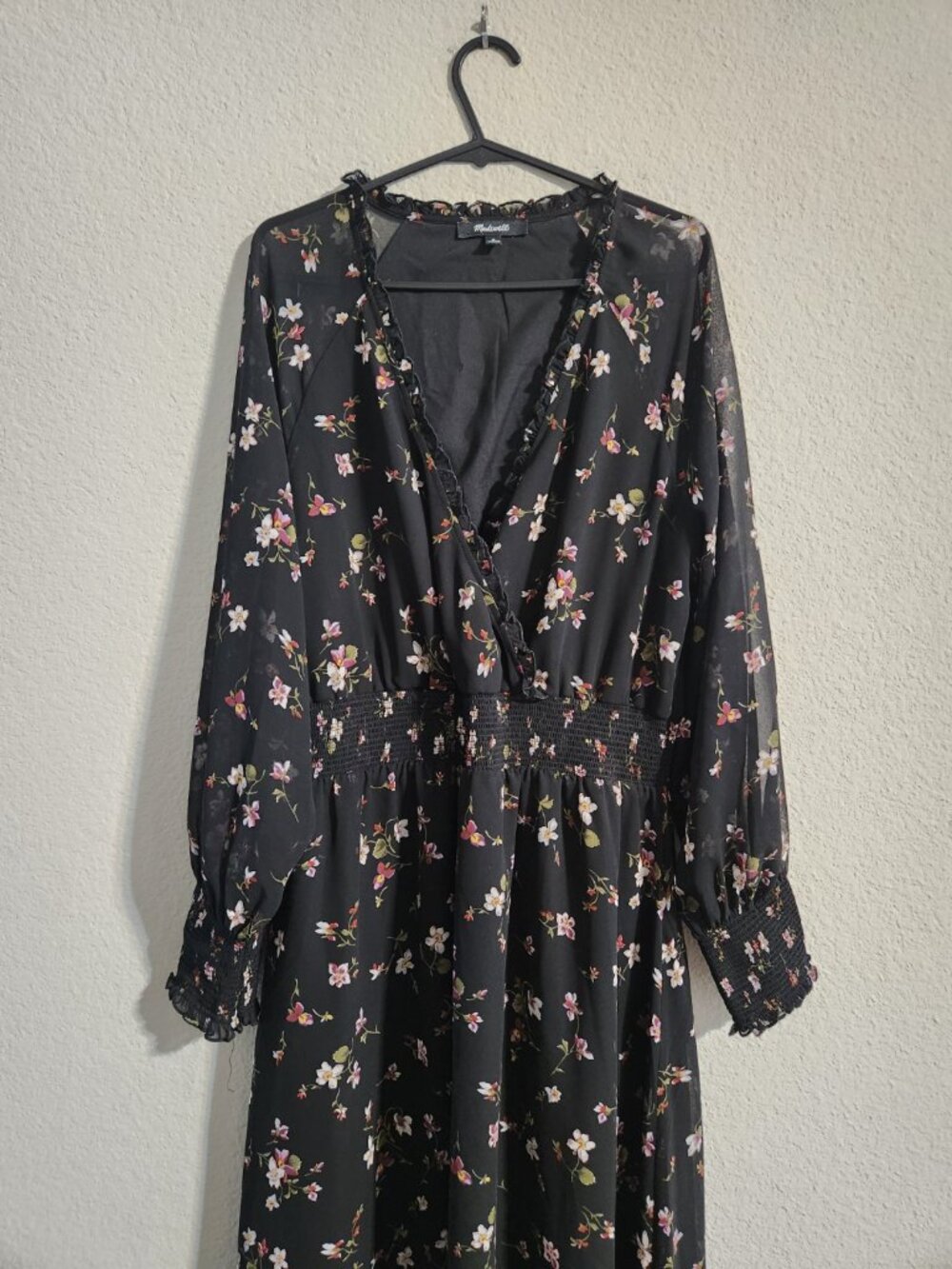Madewell Georgette Smocked Midi Dress in Backyard Blooms size Medium - Picture 10 of 11